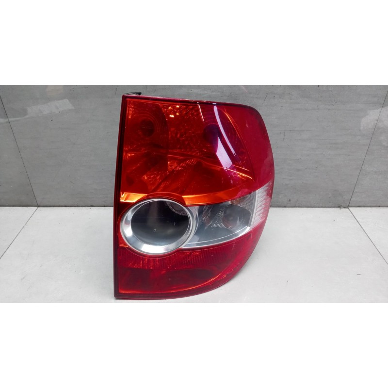 VOLKSWAGEN FARO POSTERIORE ESTERNO DESTRO VOLKSWAGEN Fox 2005>2011 usato