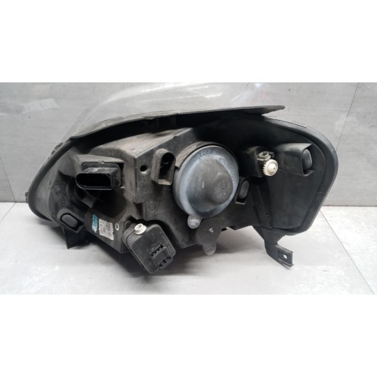 RIGHT HEADLIGHT VOLKSWAGEN Fox 2005>2011 used