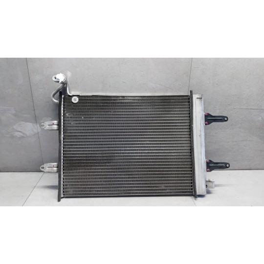 RADIATORE CLIMATIZZATORE VOLKSWAGEN Fox 2005>2011 usato