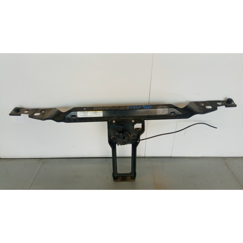 JEEP THE TOP FRONT SPOT-FACING  JEEP Cherokee 2001>2005 used