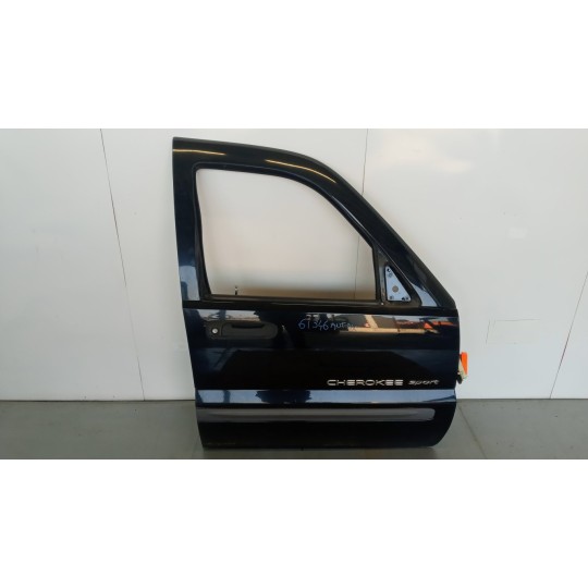 RIGHT FRONT DOOR  JEEP Cherokee 2001>2005 used