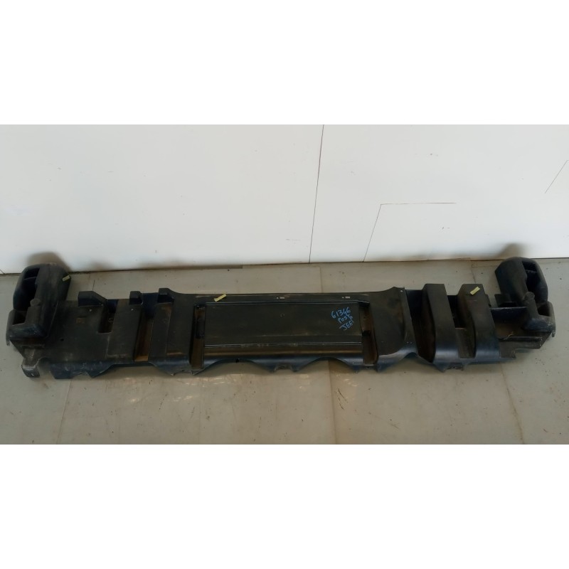 JEEP TRAVERSA POSTERIORE PARAURTO JEEP Cherokee 2001>2005 usato
