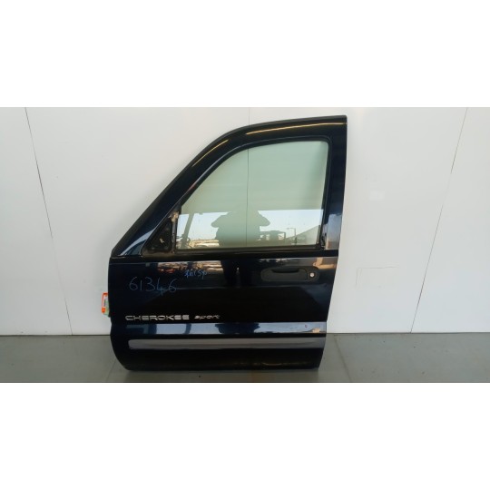LEFT FRONT DOOR JEEP Cherokee 2001>2005 used