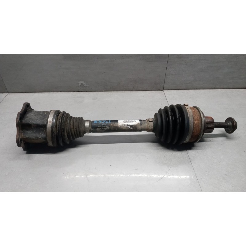 AUDI FRONT HALF-AXLES LEFT  AUDI A4 Rs4 2017>2019 used