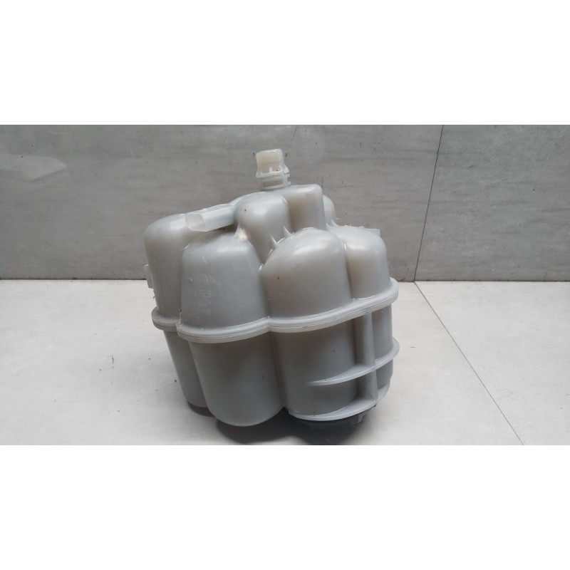 AUDI TANK WATER HEATER AUDI A4 Rs4 2017>2019 used