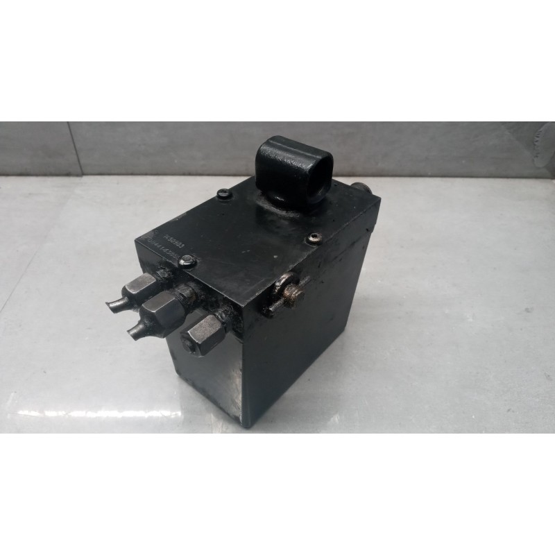 DAF CAB LIFT PUMP  DAF XF105 used