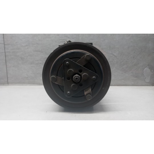 COMPRESSORE ARIA CONDIZIONATA DAF XF105 usato