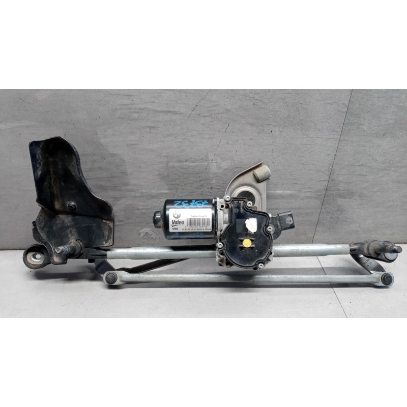 BMW windshield wiper motor BMW Serie 1 (F20) 2011> used