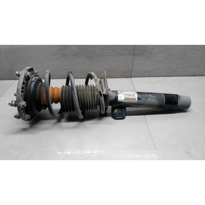 BMW LEFT FRONT SCHOCK ASSORBER BMW Serie 1 (F20) 2011> used