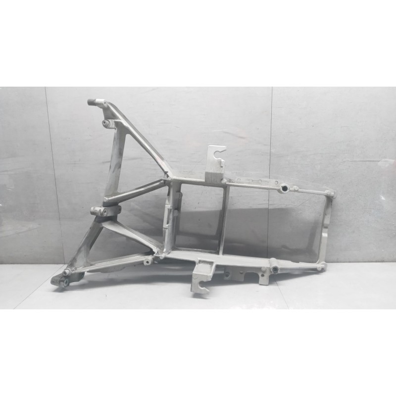 DAF LEFT HEADLIGHT SEAT DAF XF105 used