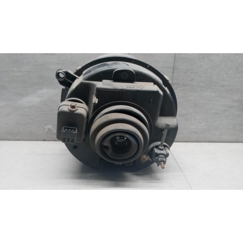 JEEP FARO ANTERIORE DESTRO JEEP Cherokee 2001>2005 usato