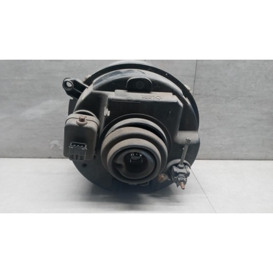 RIGHT HEADLIGHT JEEP Cherokee 2001>2005 used