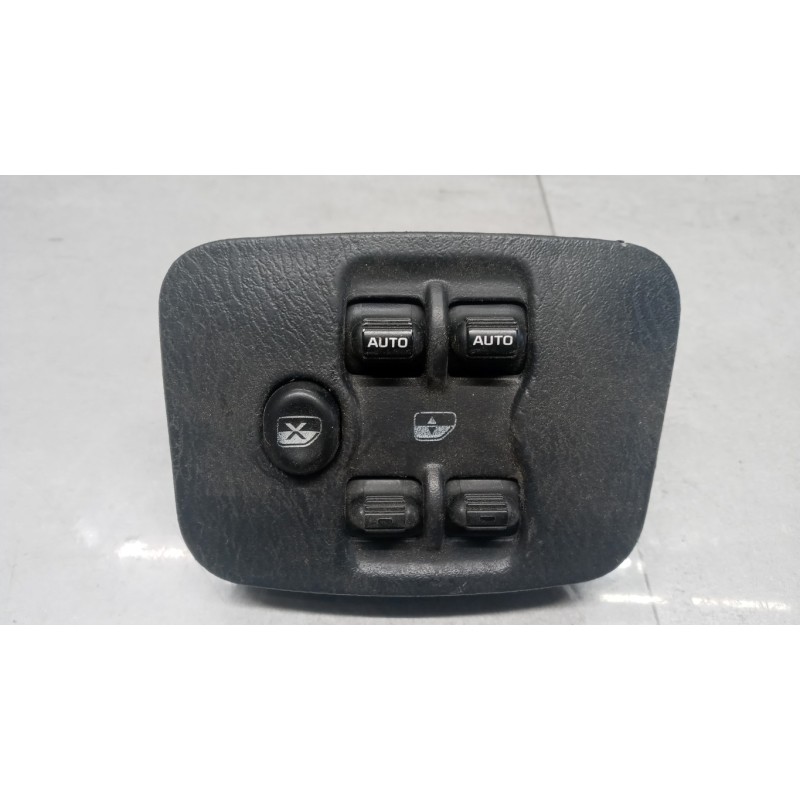JEEP INTERRUTTORI E PULSANTI ALZAVETRI JEEP Cherokee 2001>2005 usato