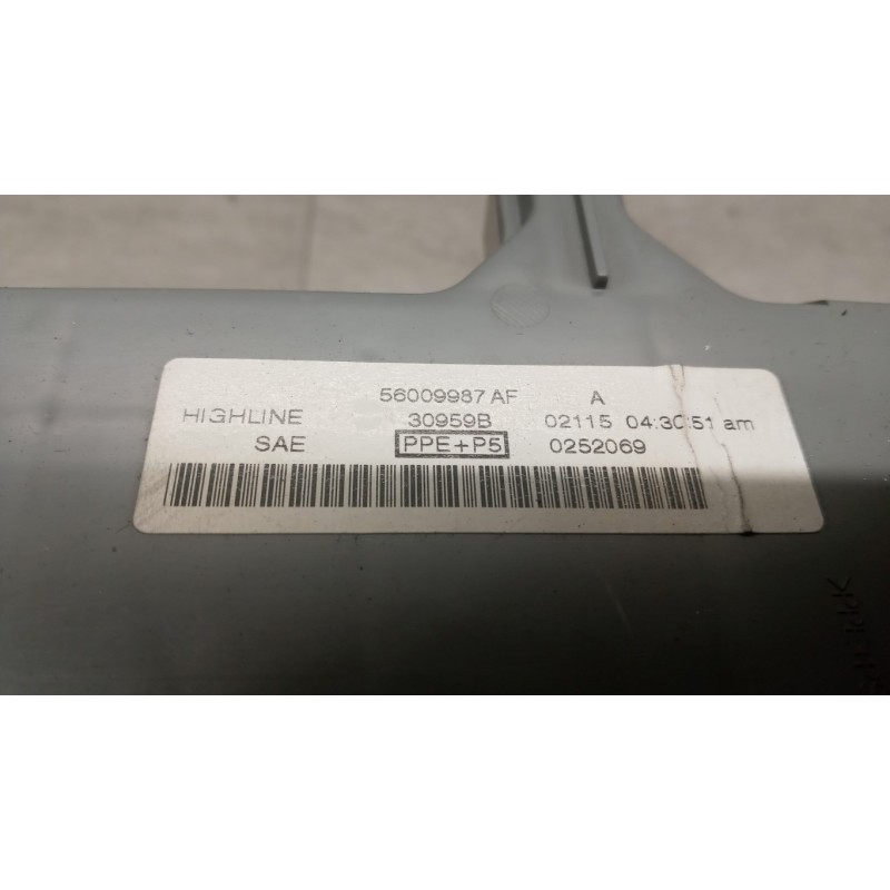 JEEP FUSE BOX JEEP Cherokee 2001>2005 used