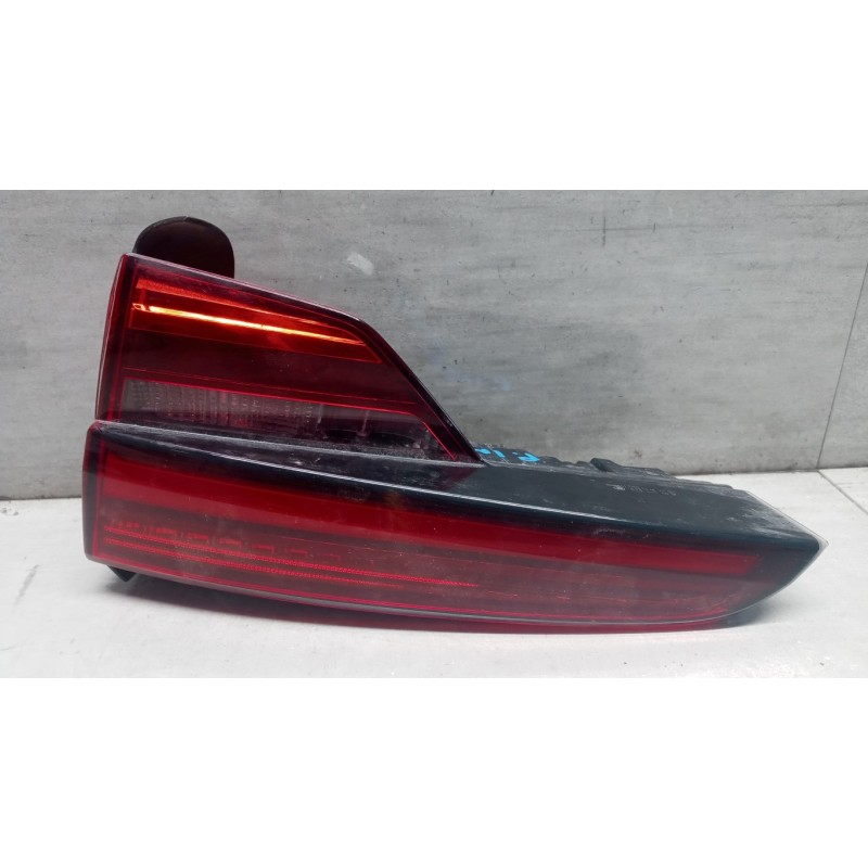 AUDI FARO POST INTERNO LED DESTRO AUDI A4 Rs4 2017>2019 usato