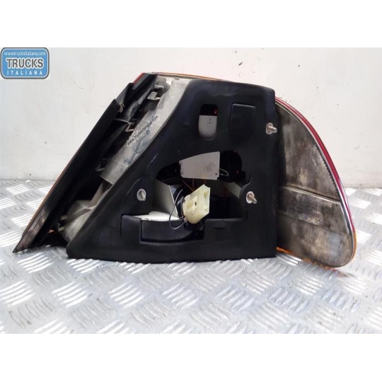 FARO POSTERIORE ESTERNO SINISTRO BMW Serie 7 (E65/E66) 2002> usato