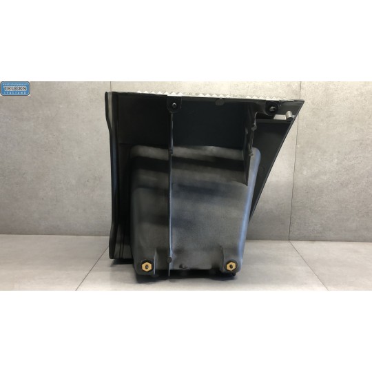 PEDANA SALITA A/DX IVECO TURBOSTAR nuovo