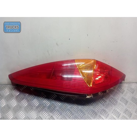 FARO POSTERIORE INTERNO SINISTRO FIAT Punto 1999>2003 usato