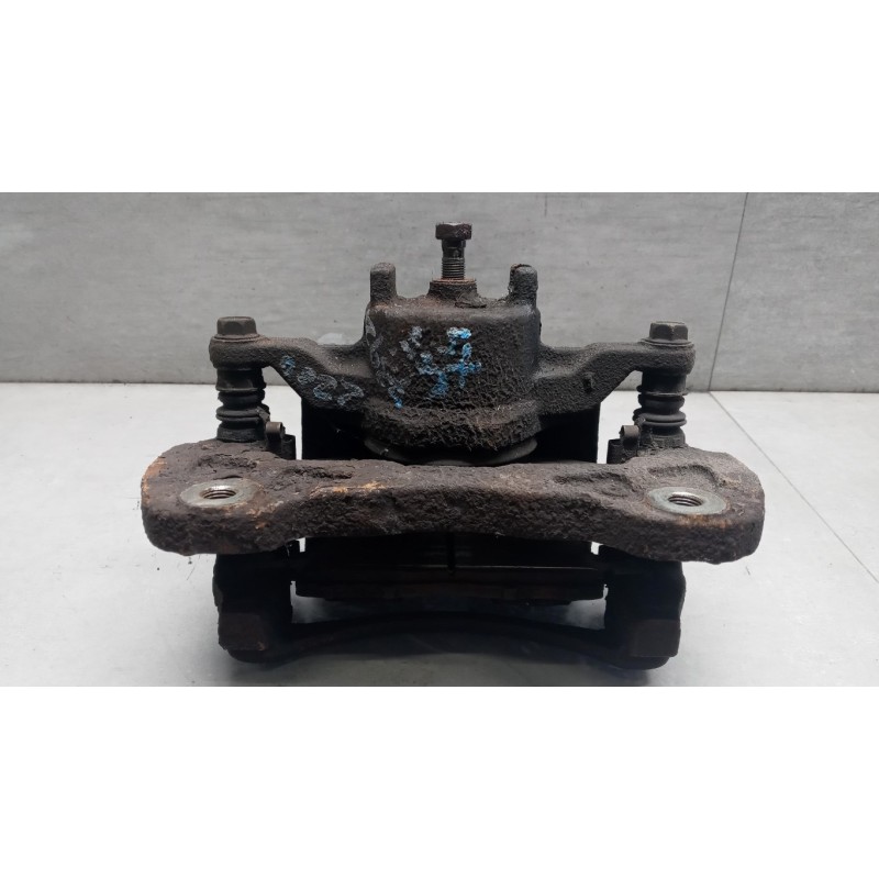 MITSUBISHI LEFT FRONT CALIPER BRAKE MITSUBISHI L200 2006>2010 used