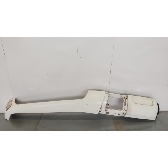 PLASTICHE ESTERNE VARIE NISSAN truck Atleon used