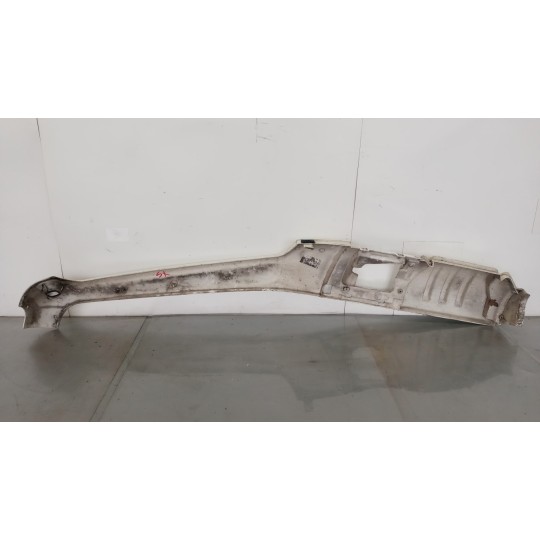 PLASTICHE ESTERNE VARIE NISSAN truck Atleon usato