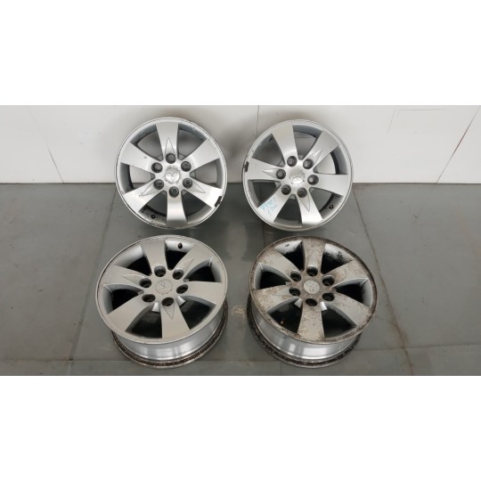 KIT 4 CERCHI IN LEGA MITSUBISHI L200 2006>2010 usato