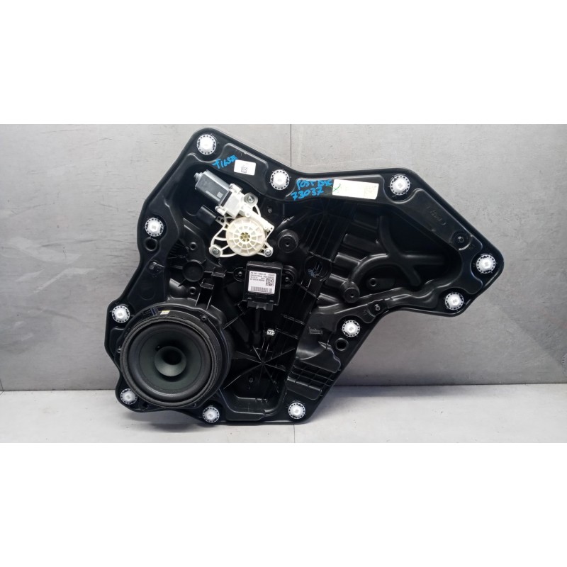 FORD BACK RIGHT POWERED WINDOWS FORD Fiesta 2017> used