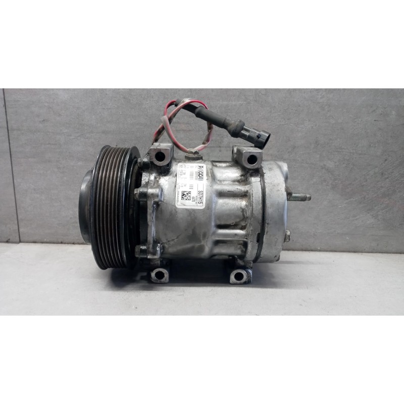 DAF AIR CONDITIONER COMPRESSOR DAF XF105 used