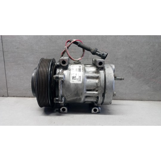 COMPRESSORE ARIA CONDIZIONATA DAF XF105 usato