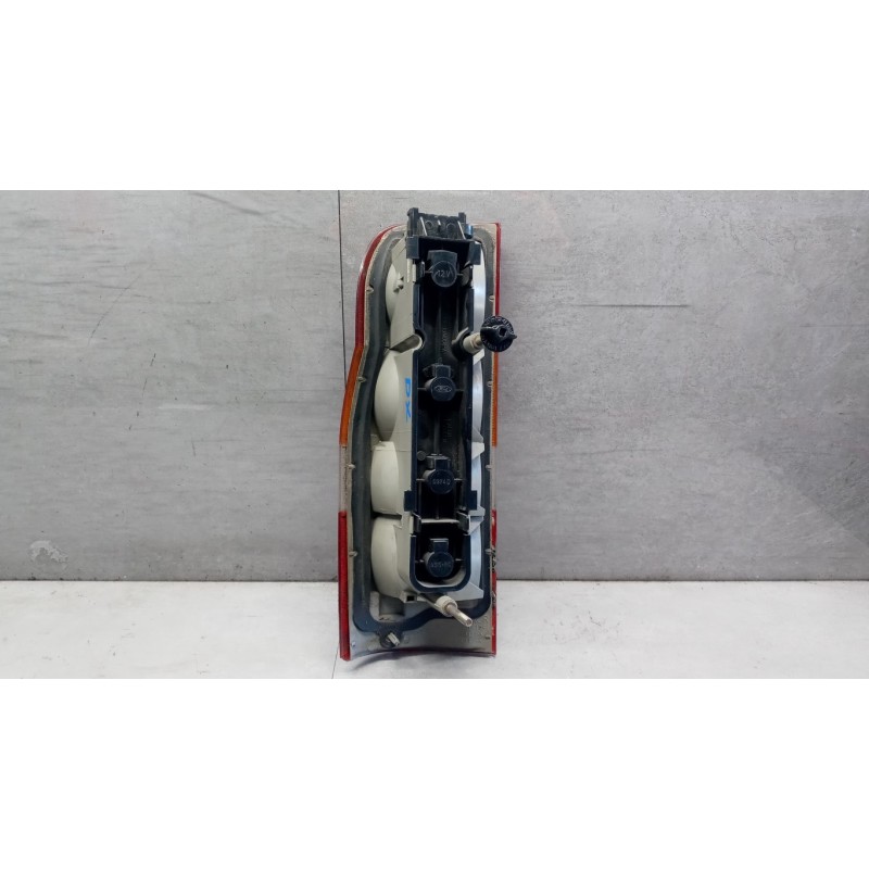 FORD van FARO POSTERIORE ESTERNO DESTRO FORD van Transit 2000>2006 usato