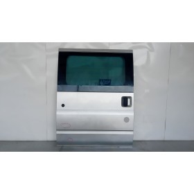 RIGHT SIDE SLIDING DOOR...