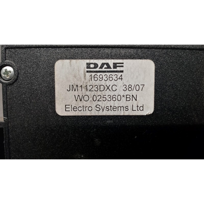 DAF CENTRALINE VARIE A DAF XF105 usato