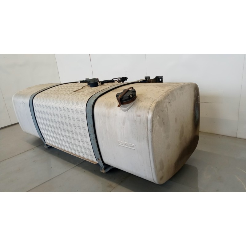 DAF SERBATOIO CARBURANTE DAF XF105 usato