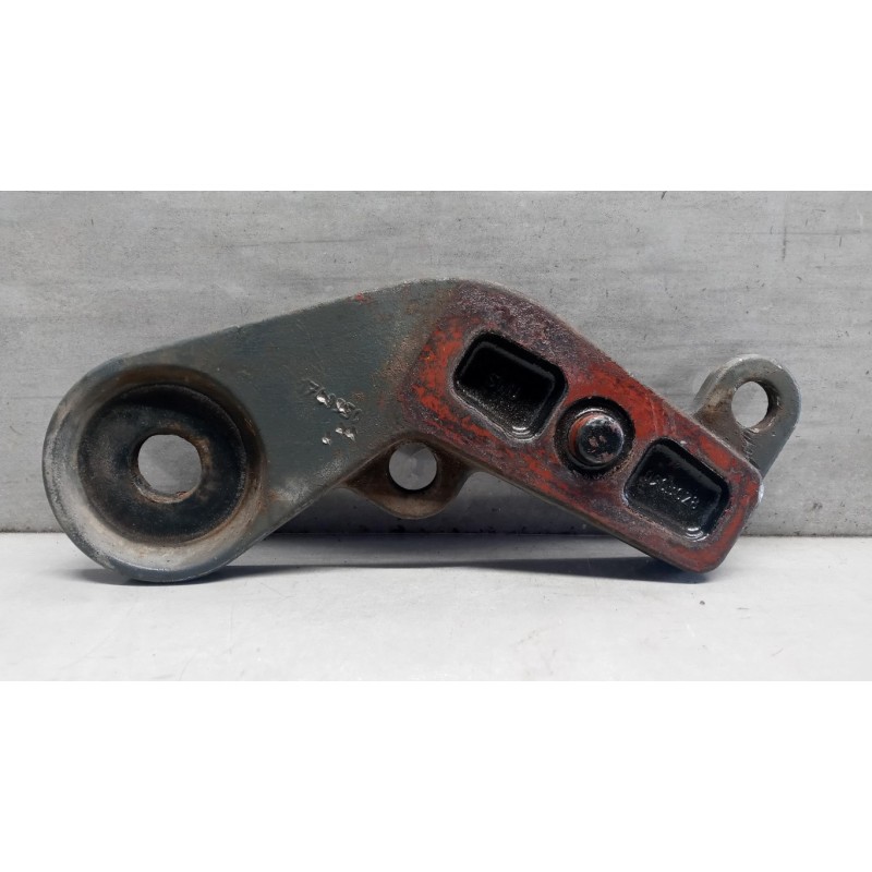 DAF SUPPORTO SOSPENSIONI DAF XF105 usato