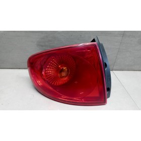 LEFT REAR LIGHT 
 SEAT...