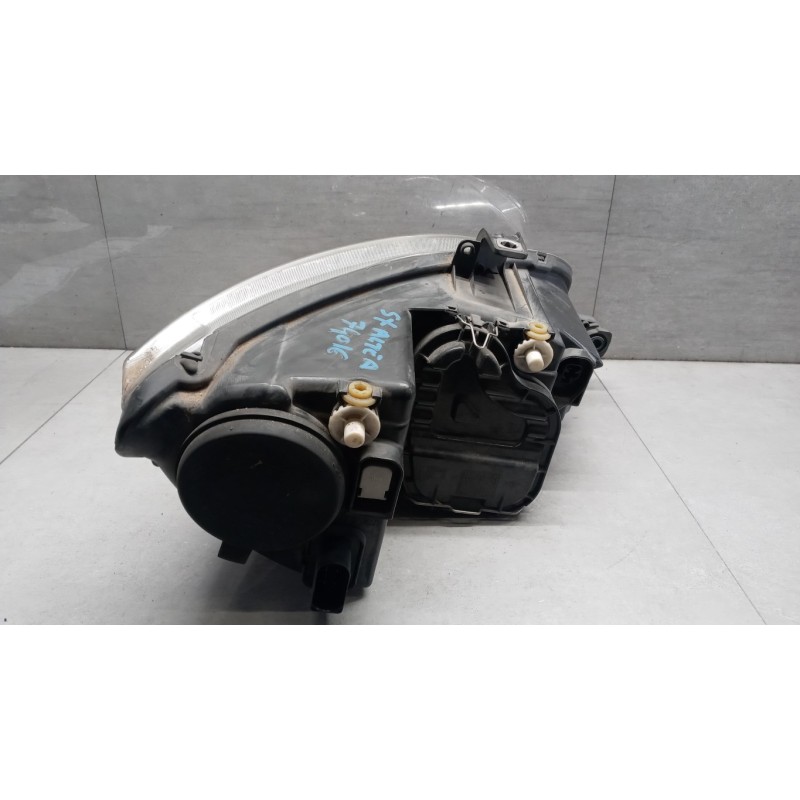 SEAT FARO ANTERIORE SINISTRO SEAT Altea 2004>2009 usato