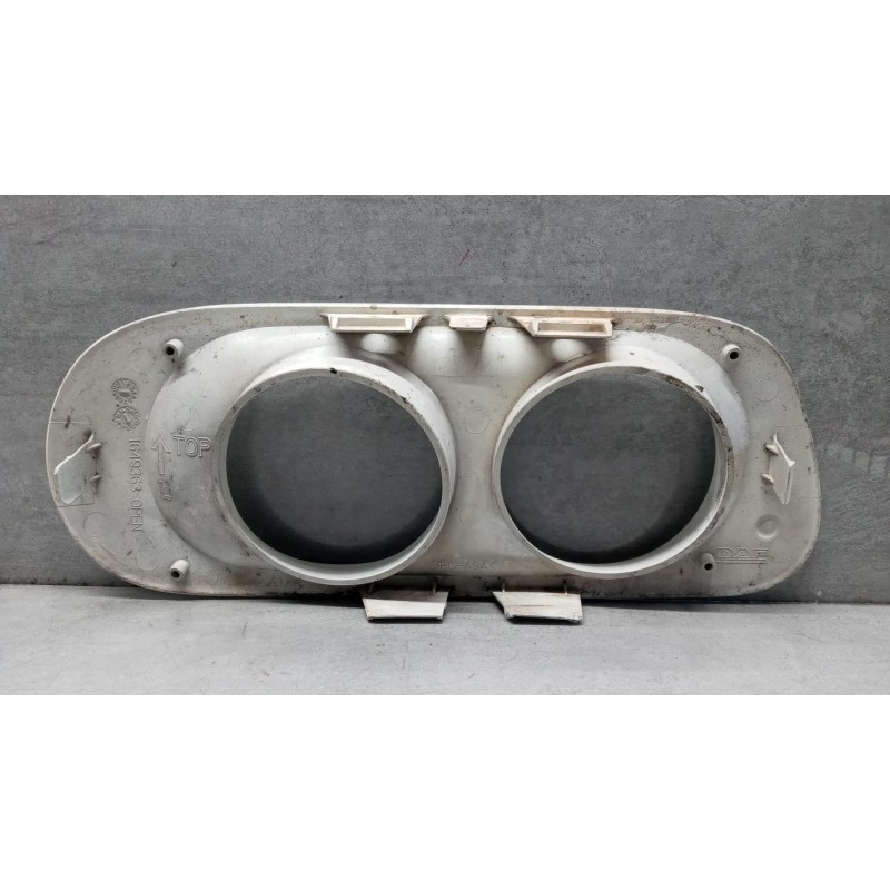 DAF GRILL FRONT BUMPER LEFT  DAF XF105 used