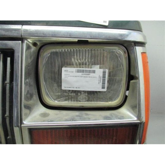 FARO ANTERIORE SINISTRO JEEP Cherokee 1984>1997 usato