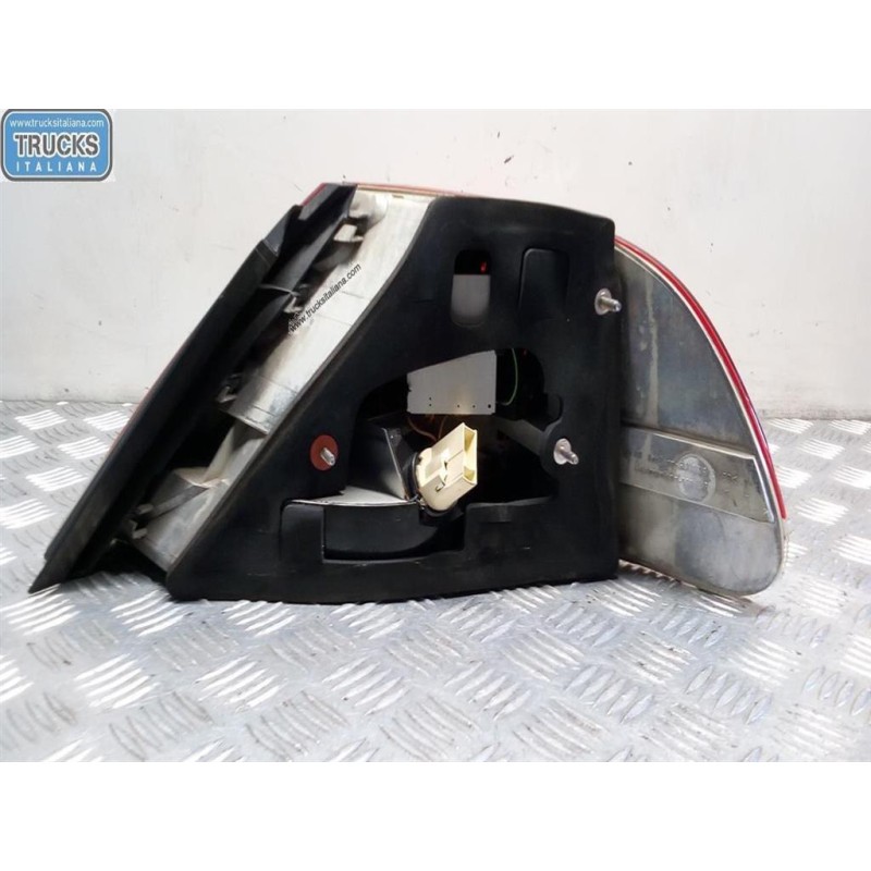 BMW FARO POSTERIORE ESTERNO SINISTRO BMW Serie 7 (E65/E66) 2002> usato