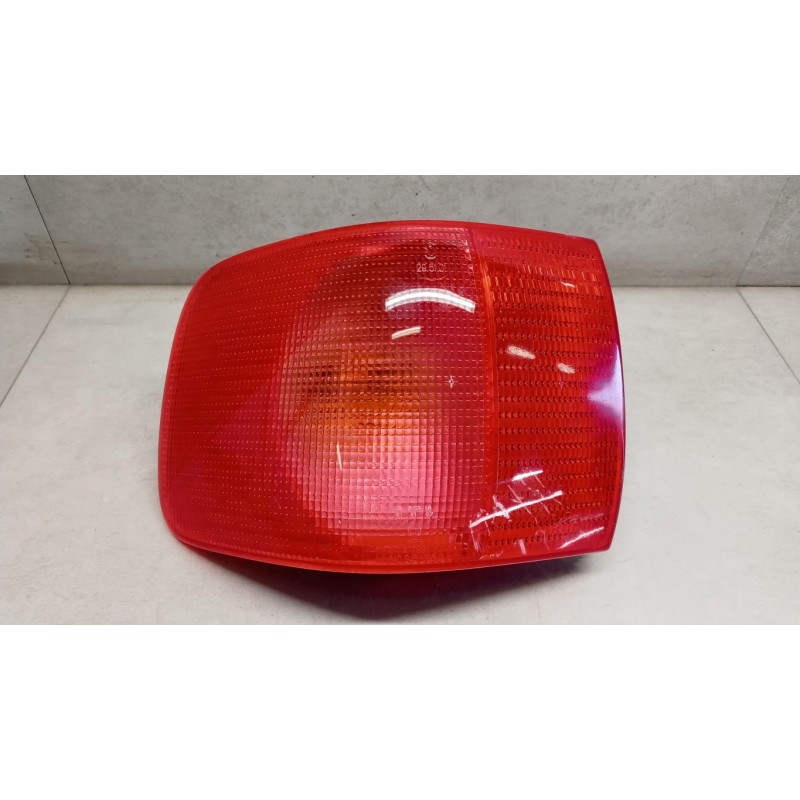 AUDI FARO POSTERIORE ESTERNO SINISTRO AUDI 80 1986>1995 nuovo
