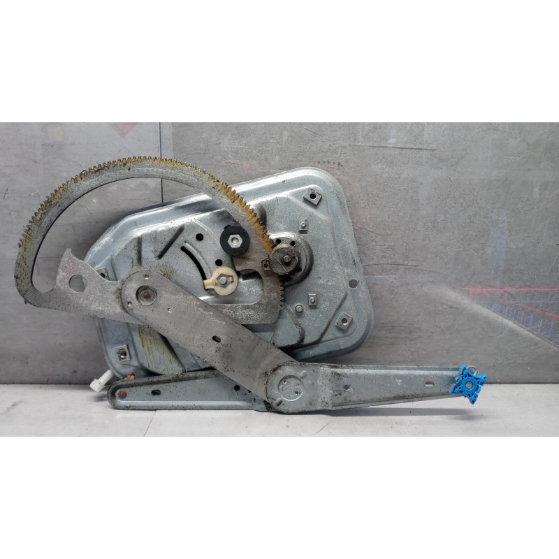 SCANIA ALZA VETRI ANTERIORI DESTRO SCANIA Serie G 2005> usato