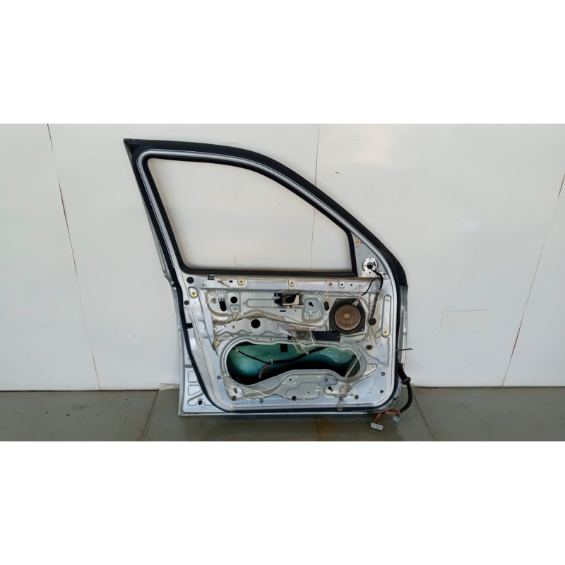 LAND ROVER PORTA ANTERIORE SINISTRA LAND ROVER Freelander 2002>2006 usato