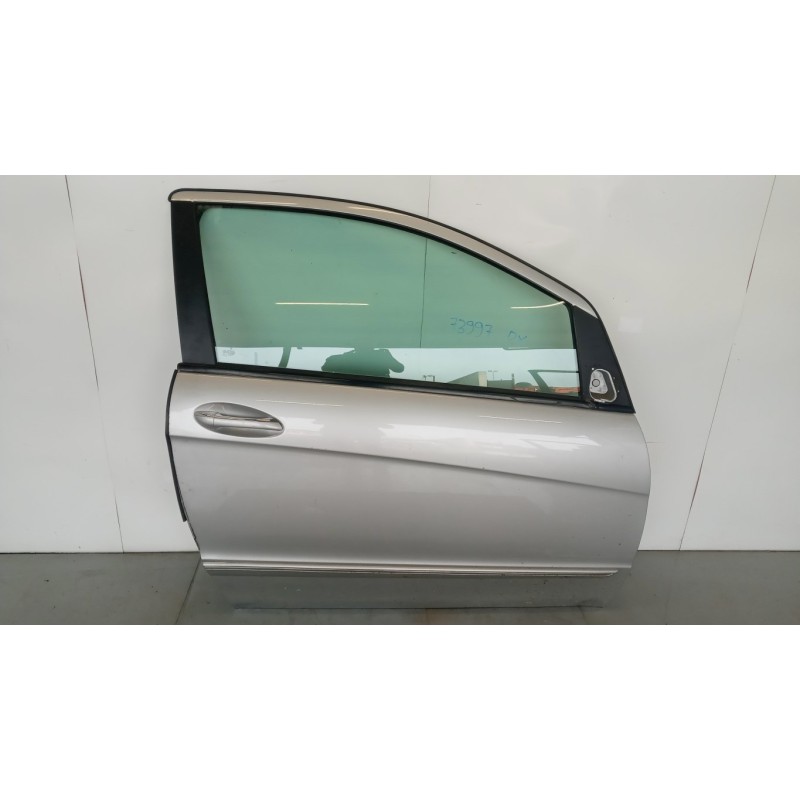 MERCEDES-BENZ PORTA ANTERIORE DESTRA MERCEDES-BENZ Classe A (W169) 2004>2008 usato