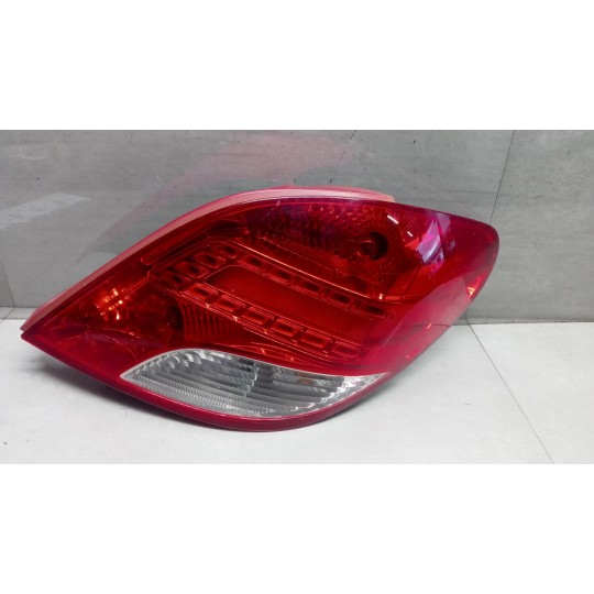 FARO POST ESTERNO LED DESTRO PEUGEOT 207 2009>2012 usato