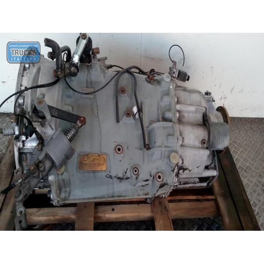 GEARBOXES  VOLVO truck F10 used