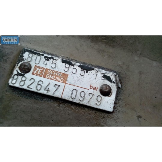 STEERING BOX VOLVO truck F12 used