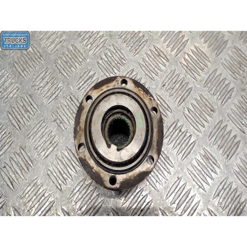 SUZUKI WHEEL HUB 4X4  SUZUKI Vitara 1988>1996  used