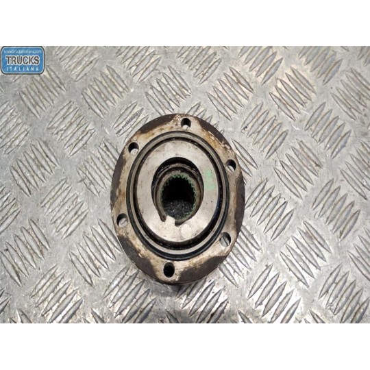 WHEEL HUB 4X4  SUZUKI Vitara 1988>1996  used