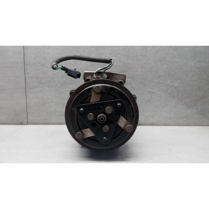 IVECO COMPRESSORE ARIA CONDIZIONATA IVECO EUROCARGO 2008>2013 usato