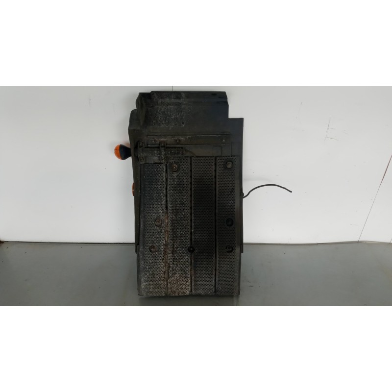 IVECO FRONT RIGHT REAR PART MUDGUARD IVECO EUROCARGO 2008>2013 used